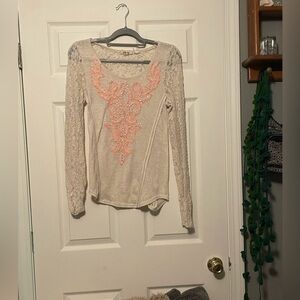 Miss Me laced sleeve size M
